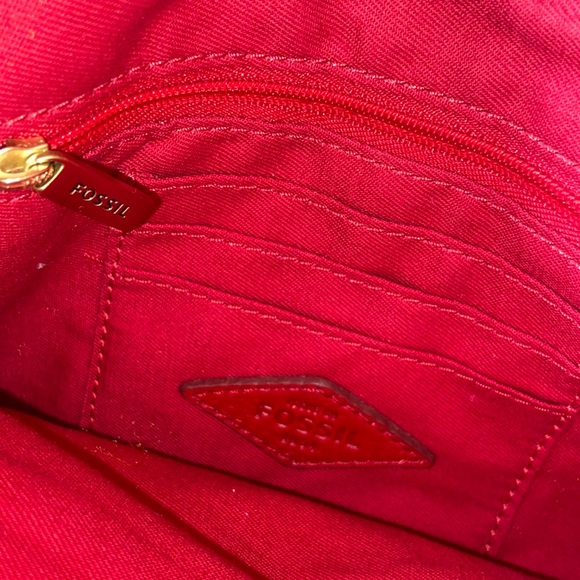 Fossil Ruby Red Crossbody - Picture 4 of 4